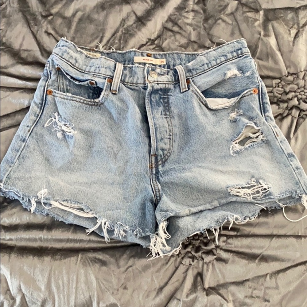 Levi Wedgie Short